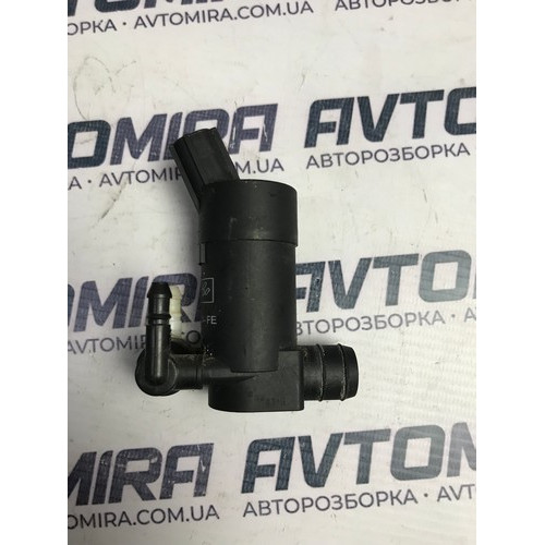 Насос омивача скла Ford Focus 2 2005-2010 1S7117K624FE
